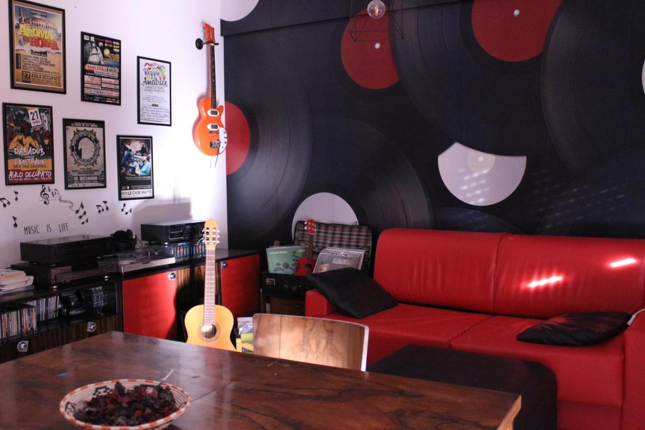 ラクイラHouse Of Musicアパートメント エクステリア 写真